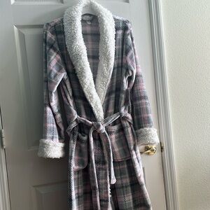 NWT bathrobe